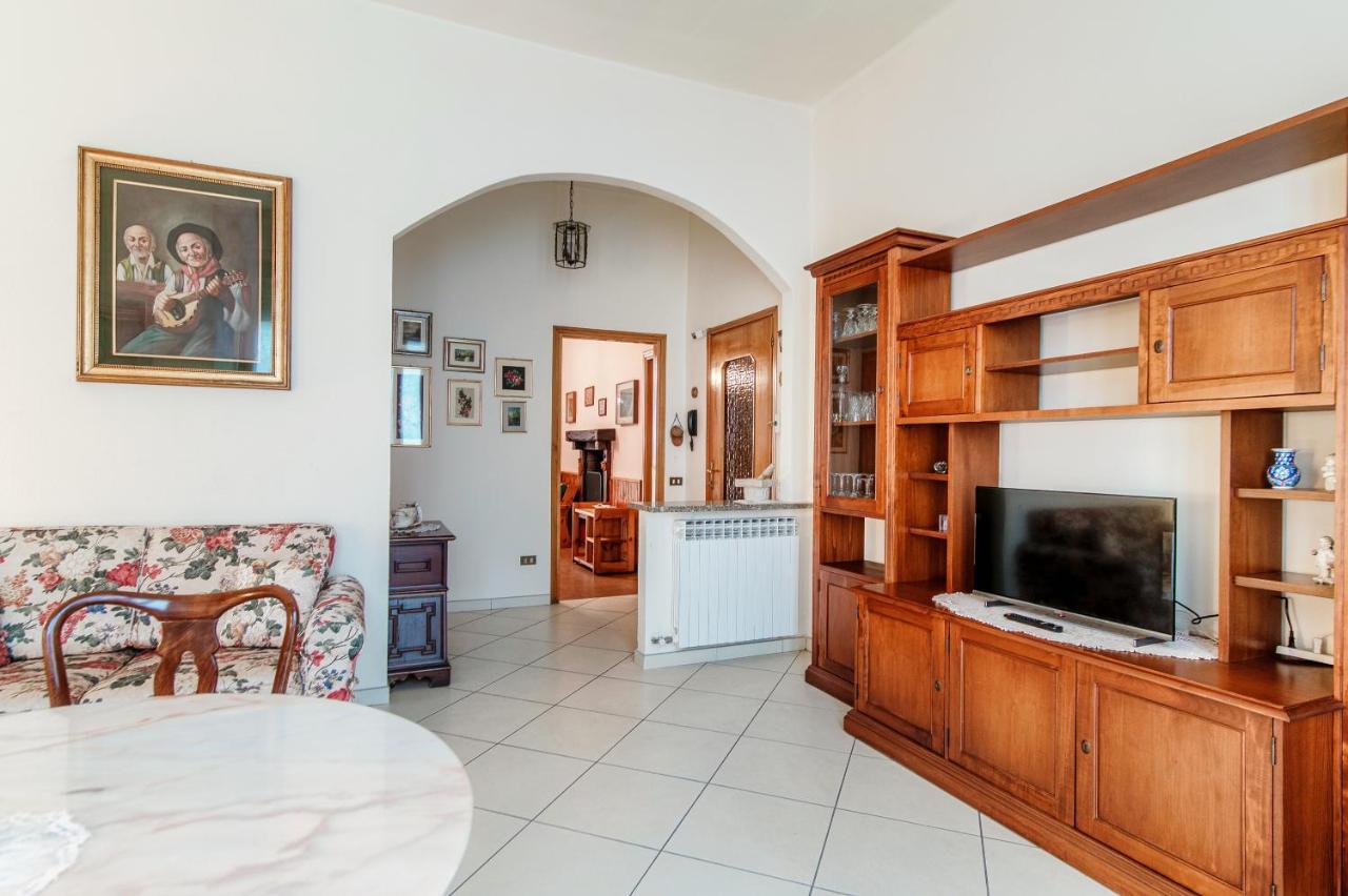 Grand Maison - Con 2 Ampie Camere Da Letto โกโม ภายนอก รูปภาพ